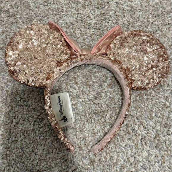 Sequin Rose Gold Disney Parks Minnie Mouse Ears - Picture 2 of 2